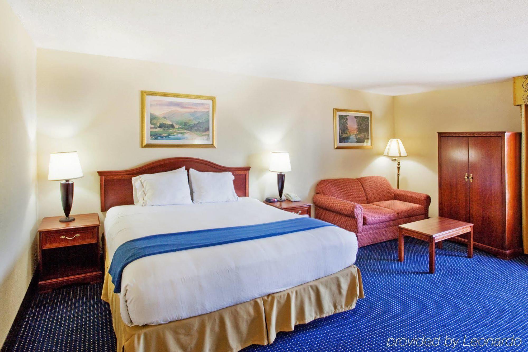 Holiday Inn Express & Suites Atlanta Perimeter Mall Hotel, An Ihg Hotel Sandy Springs Quarto foto